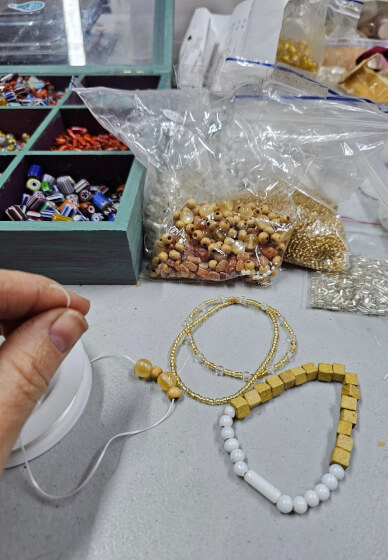 Beaded Jewellery-making Class for Kids