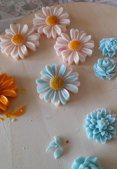 Beautiful Floral Candle or Floral Candle Bowl Workshop