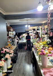 European Peonies Bouquet Workshop for Beginners