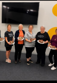 Bee-Themed Dubai Chocolate Cakesicle Workshop