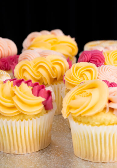 Beginner Buttercream Cupcakes Class - Modern Cupcakes