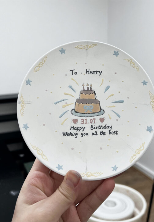 Beginner Ceramic Painting Experience