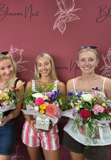 Beginner Fresh Flower Arrangement Workshop