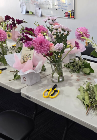 Beginner Fresh Flower Arrangement Workshop