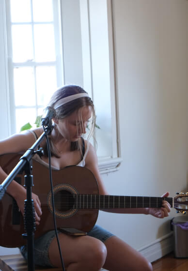 Beginner to Intermediate Guitar Class: Electric or Acoustic