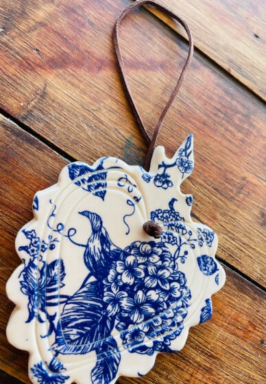 Beginner Pottery Painting Class