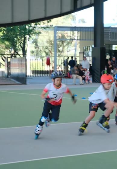 Beginner Roller Skating Class for Ages 5 to 18