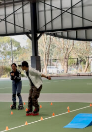 Beginner Roller Skating Class for Ages 5 to 18