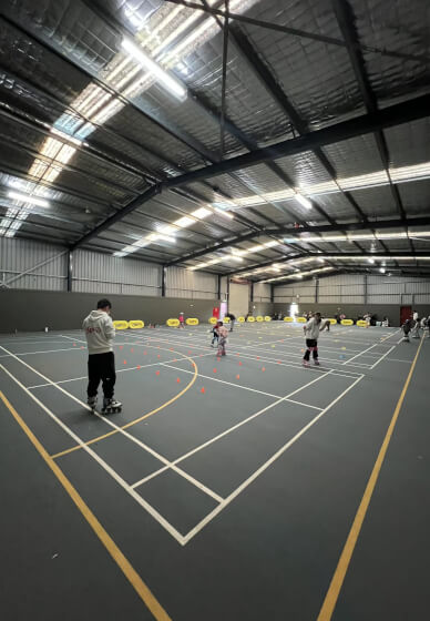 Beginner Skating Course for Aged 5 to 18 at Box Hill