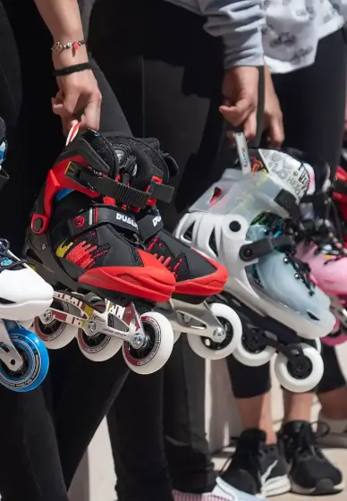 Beginner Skating Course for Aged 5 to 18 at Ivanhoe East