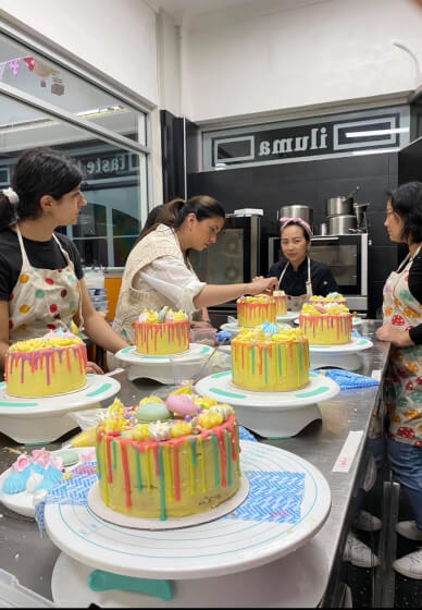 Beginners Cake Decorating Class Perth | Gifts | ClassBento