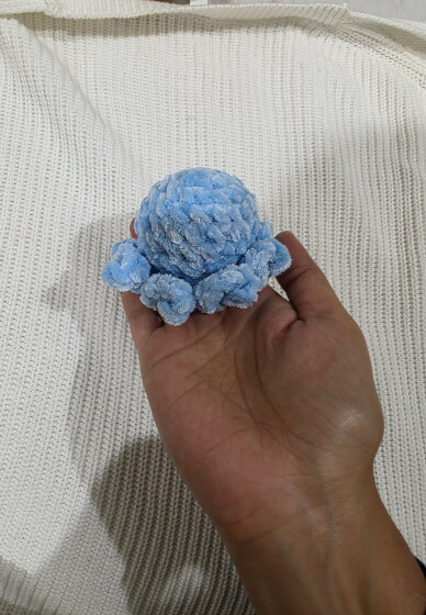 Beginners Crochet Class: Make a Cute Smiley Face Ball