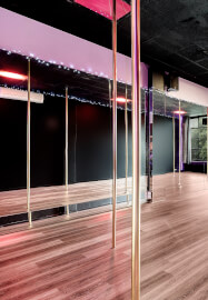 Beginners Pole Dance Class