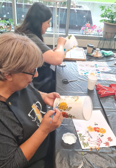 Beginners Pressed Flower Lamp Making Class