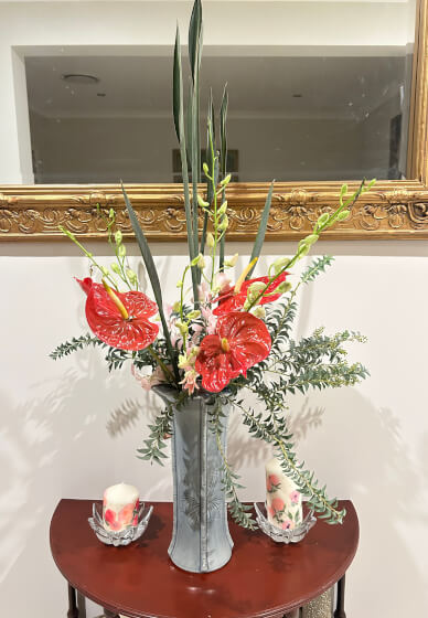 Blush and Bloom Flower Arrangements Workshop