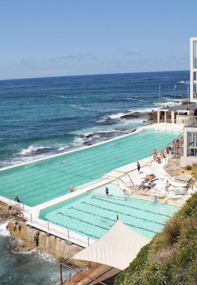 Bondi to Coogee Coastal Hike and Lunch at Coogee Pavilion