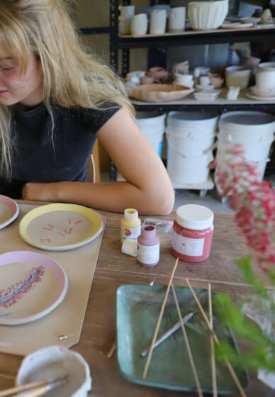 Botanical Serving-Ware Pottery Class