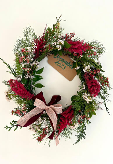 Botanical Wreath-Making: A Summer Christmas Crafternoon