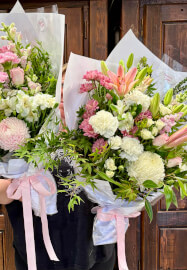 Bouquet Making Workshop: Blooms and Bubbles