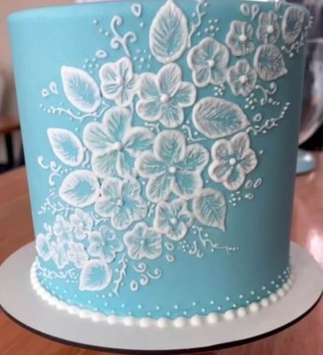 Brush Embroidery Cake Class