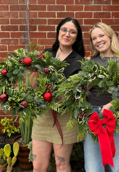 Build a Fresh Christmas Wreath Workshop