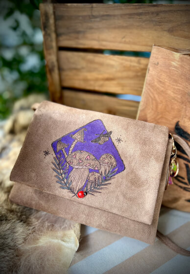 Burn a Cross-Body Purse (Pyrography)
