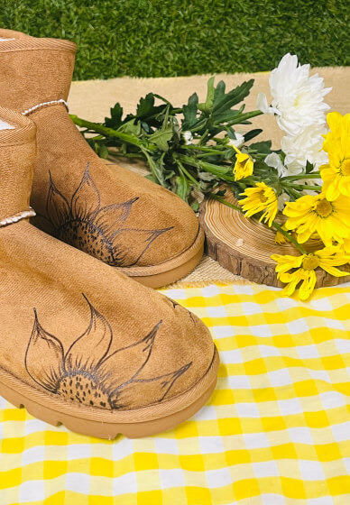 Burn Your Boots - a Pyrography Winter Special Event Workshop