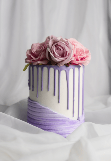 Buttercream Drip Cake Masterclass: Combed Cake Design