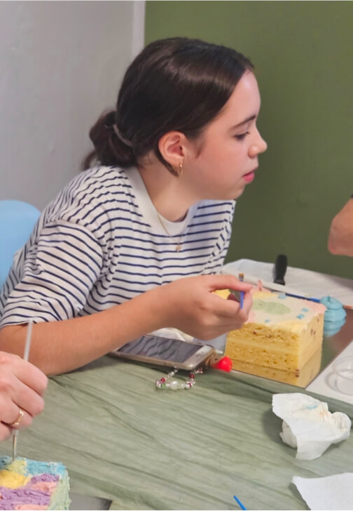 Cake and Sip Class