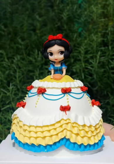 Cake Decorating Class: Create Your Own Princess Cake