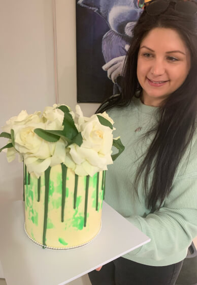 Cake Decorating Class: Fresh Flowers
