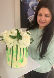 Cake Decorating Class: Fresh Flowers