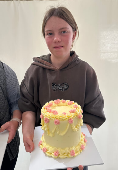 Cake Decorating Workshop: Lambeth Method