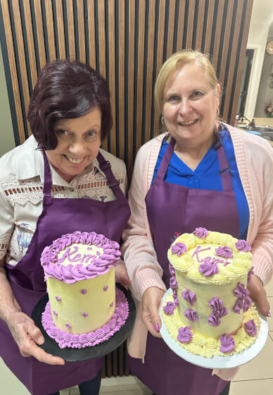 Cake Decorating Workshop: Lambeth Method