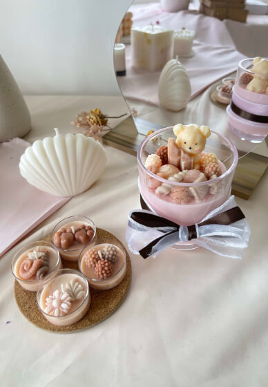 Candle Making Class: Soy Glass Candle and Tea Light Candles