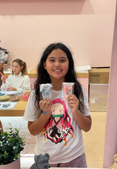 Candle Making Class: Soy Wax Flower Tablets