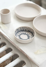 Ceramic Engraving Sgraffito Class