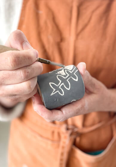 Ceramic Engraving Sgraffito Class