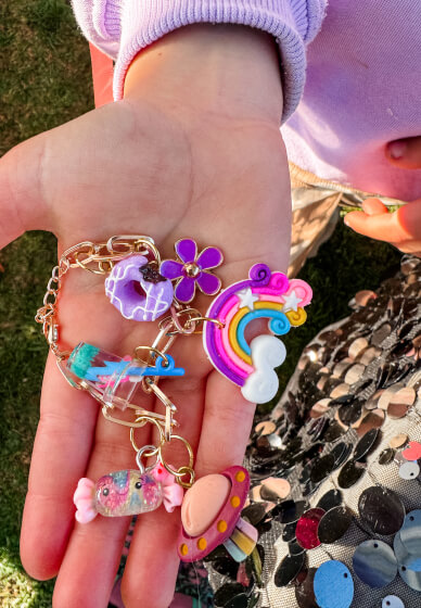 Charm Bar: Create Your Own Charm Jewelry DIY Kids Workshop
