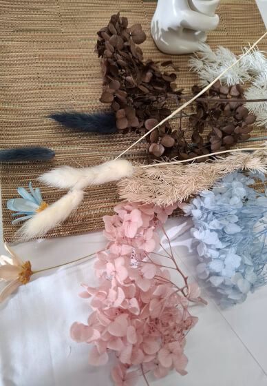 Choose Your Preserved Flower Arrangements Workshop