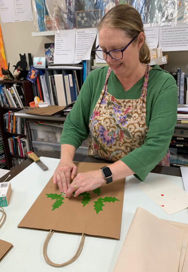 Christmas Craft: DIY Gift Bags and Cards Class