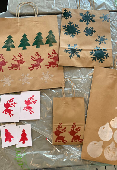Christmas Craft: DIY Gift Bags and Cards Class