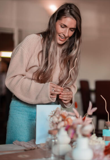 Christmas Dried Flower Vase Workshop