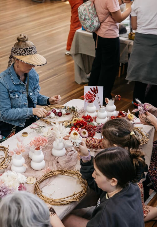 Christmas Dried Flower Wreath Workshop