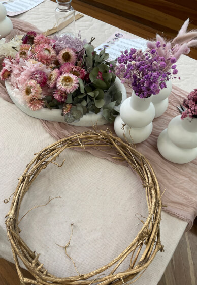 Christmas Dried Flower Wreath Workshop