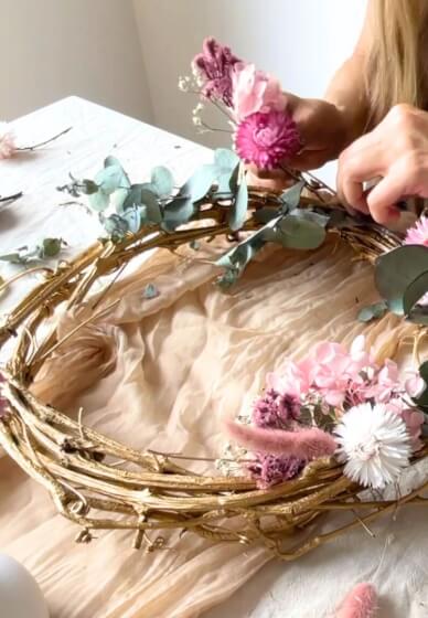 Christmas Dried Flower Wreath Workshop