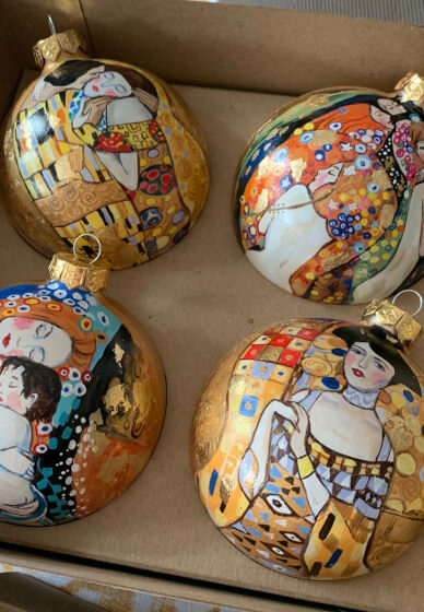 Christmas Ornament Painting Sip and Paint Workshop Melbourne
