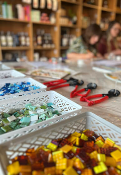 Christmas Special Mosaic Ornament Workshop