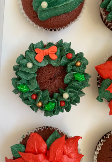 Classy Christmas Cupcake Decorating Class