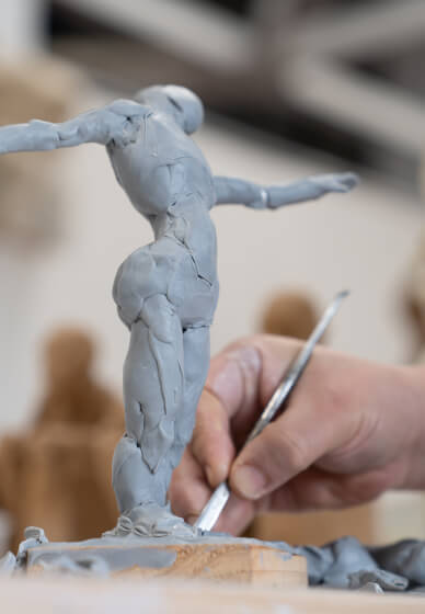 Clay Sculpture Workshop: Sculpting the Human Body